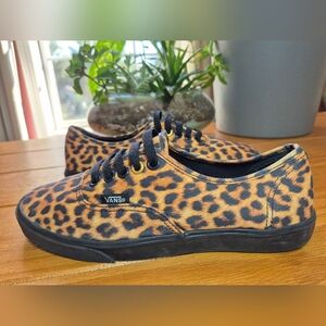 Vans Leopard Print‎ Sneakers - Womens Size 6.5